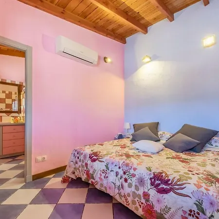 Finca Ferrari * Coín