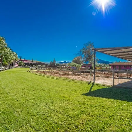 Finca Ferrari * Coín